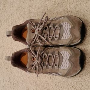 Womens Merrell hiking shoe